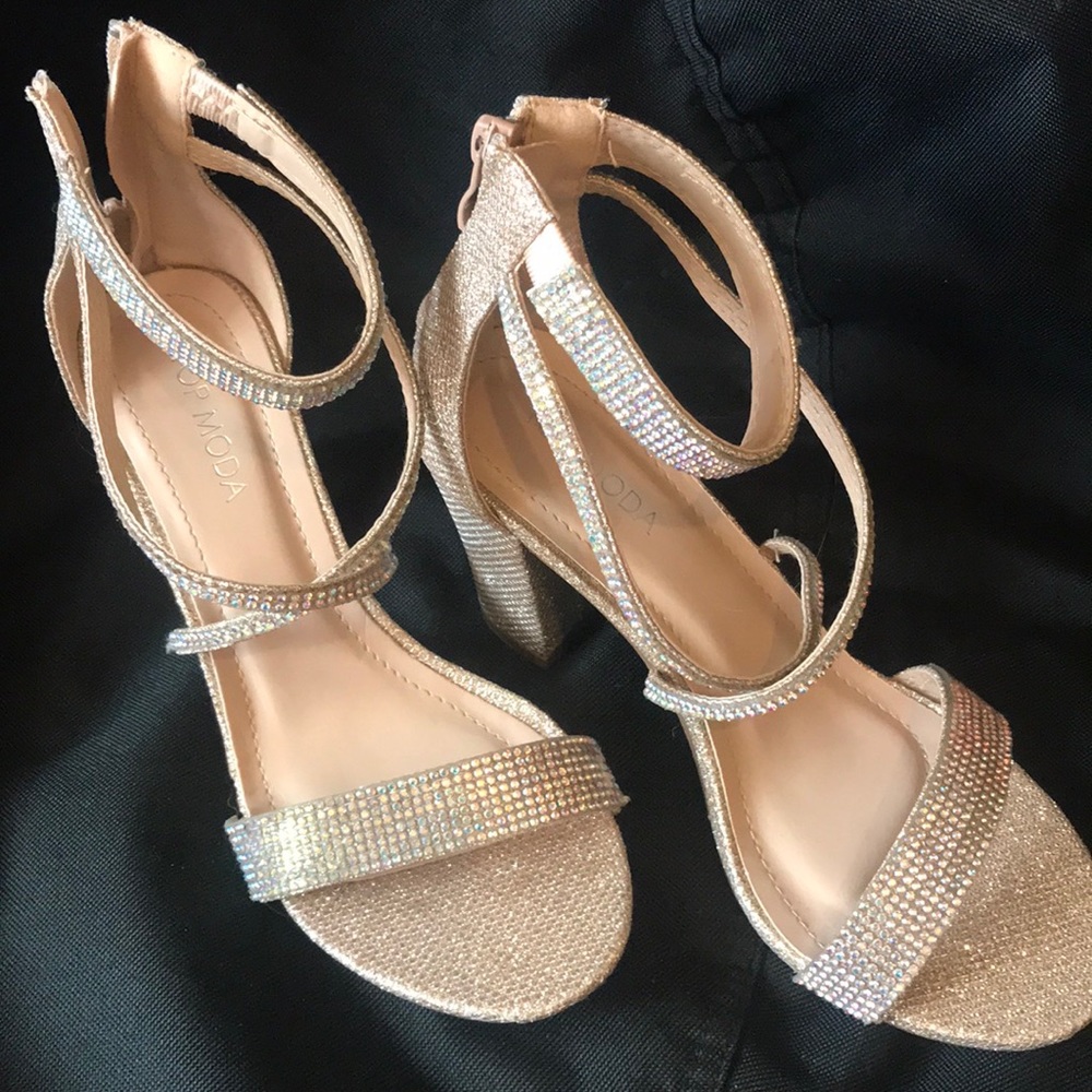 Women’s Gold Heel Dress Shoes